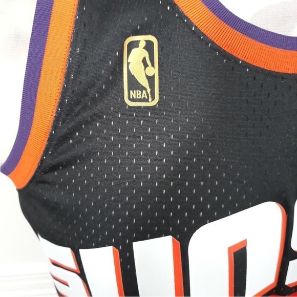 NWT Phoenix Suns Kevin Jhonson
Mitchell &ness Retro
Jersey ,Brand New Sz L - Picture 3 of 6